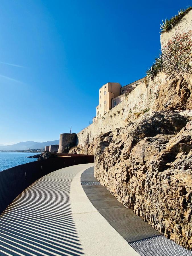 Appartement Casaluna - Casadibastia - Vue Mer Citadelle Bastia (Corsica) Exterior foto